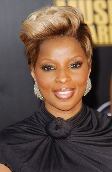 Mary J. Blige<br>2009 American Music Awards - Arrivals