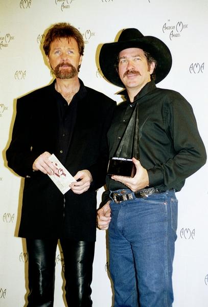 Brooks & Dunn<br>27th Annual American Music Awards
