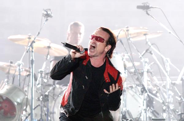 U2<br>U2 in Concert Live in Rome on Their 2005 Vertigo Tour