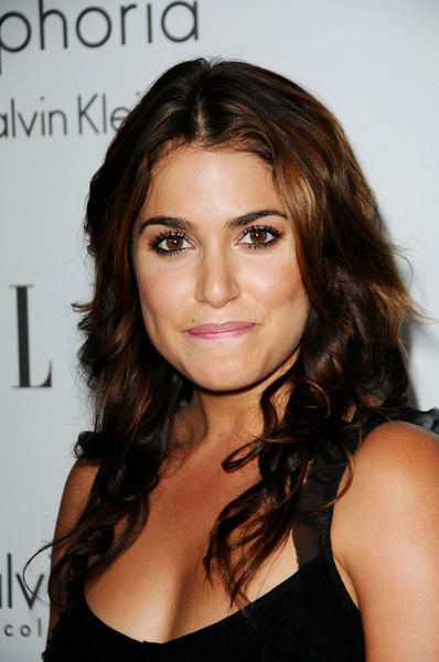 nikki reed thirteen. Nikki Reed Misses Robert