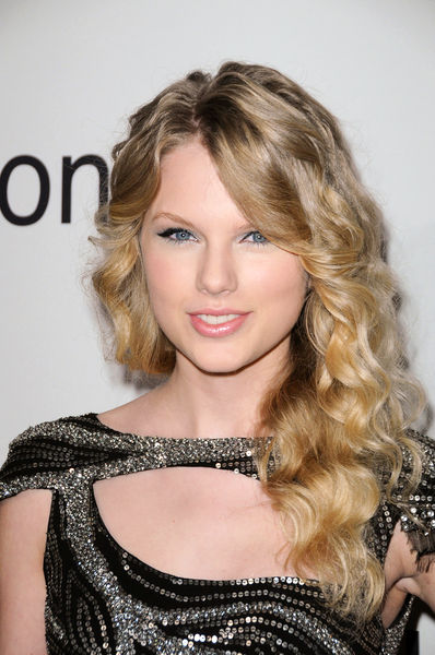 Taylor Swift<br>51st Annual GRAMMY Awards - Salute to Icons: Clive Davis - Arrivals