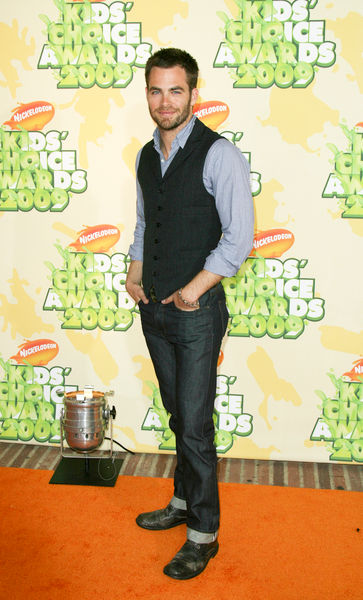 Chris Pine<br>Nickelodeon's 2009 Kids' Choice Awards - Arrivals