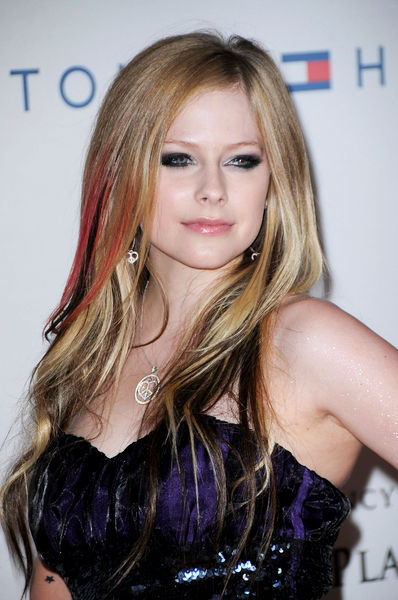 latest pics of avril lavigne