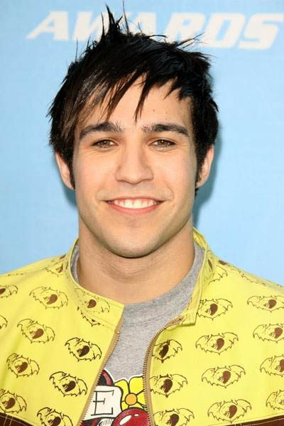 pete wentz pictures. Pete Wentz Pimped It Out for