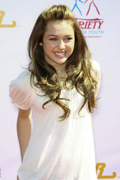 miley cyrus fakes
