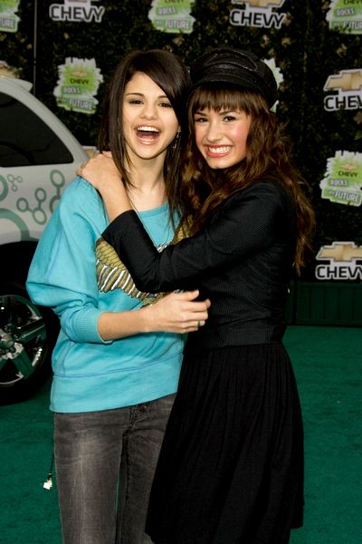 Considered role models by many young girls, Selena Gomez and Demi Lovato 