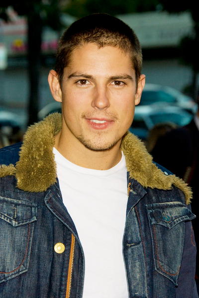 Sean Faris<br>