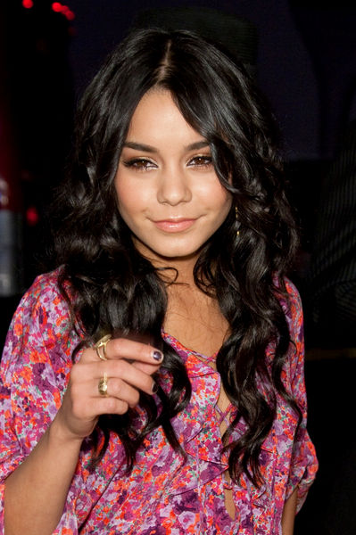 They're sexy," Vanessa Hudgens told Access Hollywood during Kids' Choice 