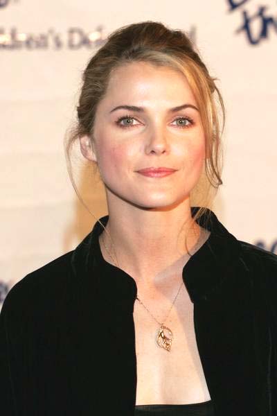 keri russell covergirl keri russell signing as a spokesmodel for covergirl makeup keri russell covergirl keri russell signing as a spokesmodel for covergirl makeup