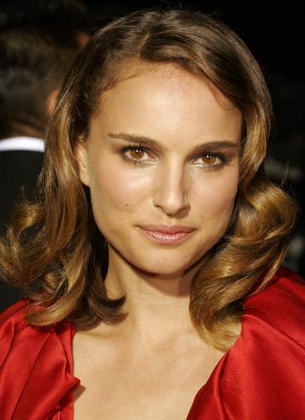 natalie portman news. Natalie Portman Compiles Her