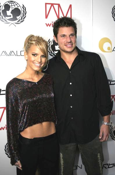 Jessica Simpson, Nick Lachey in Tsunami Benefit Concert - Red Carpet