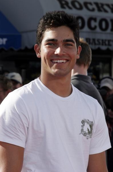 Tyler Hoechlin - Photos Hot