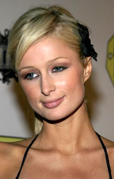 Leave it all to Paris Hilton to create abuzz in Hollywood entertainment 