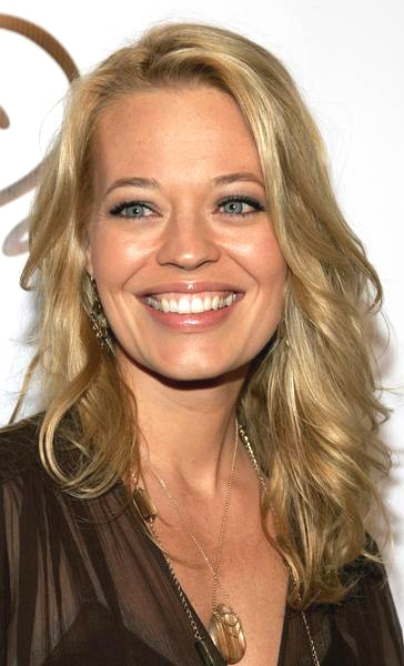 jeri ryan feet