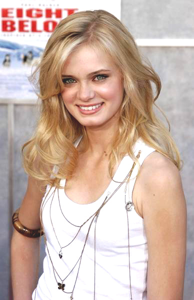 Sara Paxton<br>Eight Below World Premiere