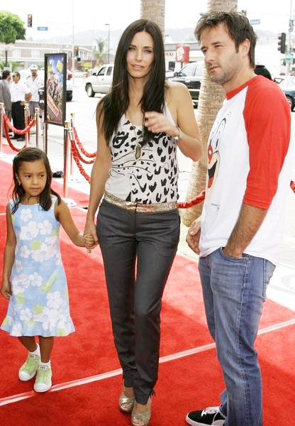 Courteney Cox, David Arquette<br>Barnyard World Premiere