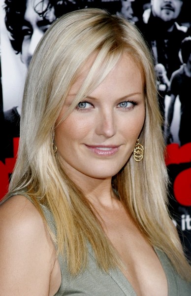 Malin Akerman<br>Entourage Third Season Premiere