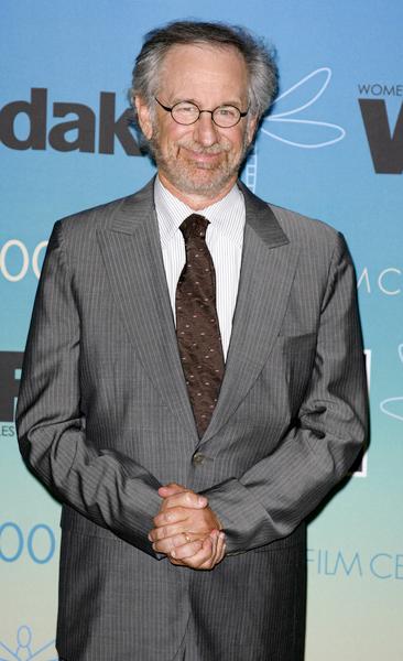 steven spielberg kids. Steven Spielberg Still Onboard