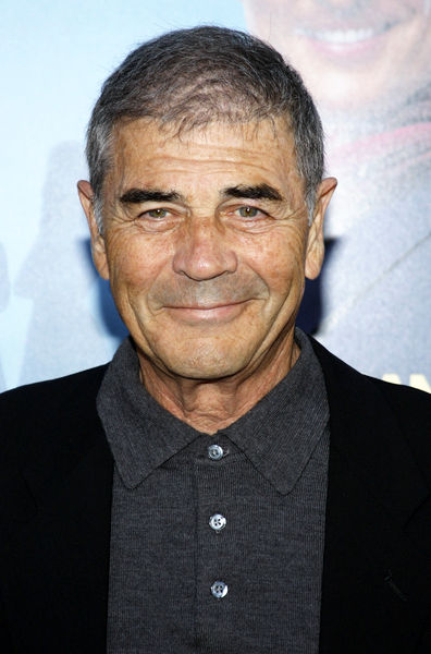 Robert Forster<br>