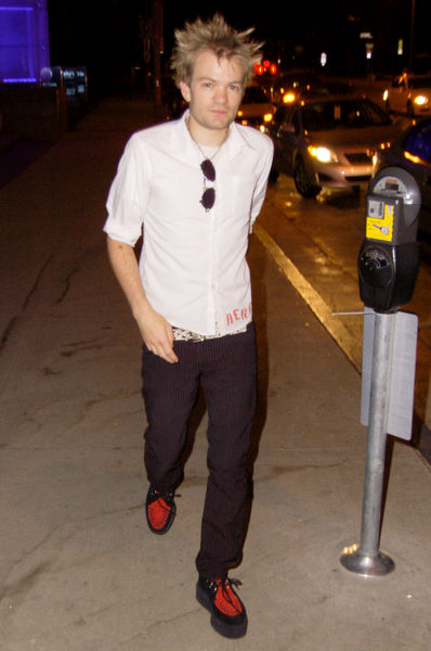 Deryck Whibley<br>Deryck Whibley Arriving at BOA Steakhouse in West Hollywood on August 27, 2009