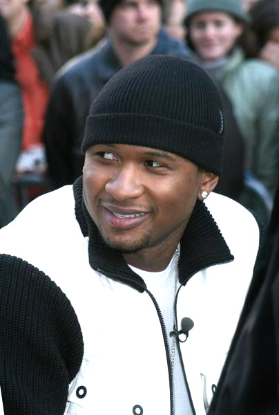 Usher<br>Ellen Degeneres and Usher Tape Here New York City Segment In Times Square
