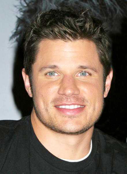 Nick Lachey<br>Nick Lachey Signs Copies of His New CD What's Left of Me