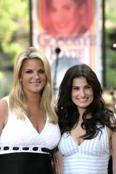 Idina Menzel, Trisha Yearwood<br>Katie Couric's Fond Farewell on Her Last Day on NBC's Today Show