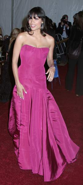 Rosario Dawson<br>Poiret, King of Fashion - Costume Institute Gala at The Metropolitan Museum of Art - Arrivals