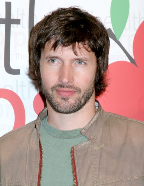 James Blunt's New Girlfriend Is a Holistic Therapist