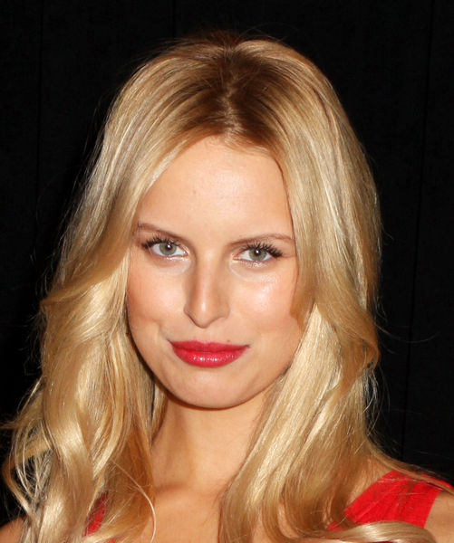 karolina kurkova baby. Karolina Kurkova