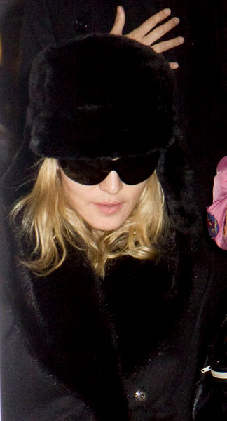 Madonna<br>Madonna Departing the Kaballah Center in New York on February 14, 2009