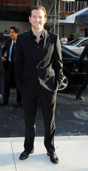 Bradley Cooper<br>2009 CFDA Fashion Awards - Arrivals