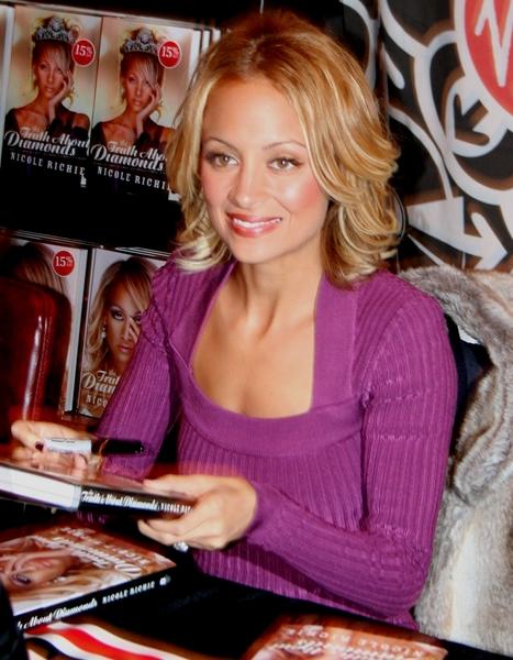 Nicole Richie<br>Nicole Richie Signs Copies of her Book The Truth About Diamonds at Virgin Megastore