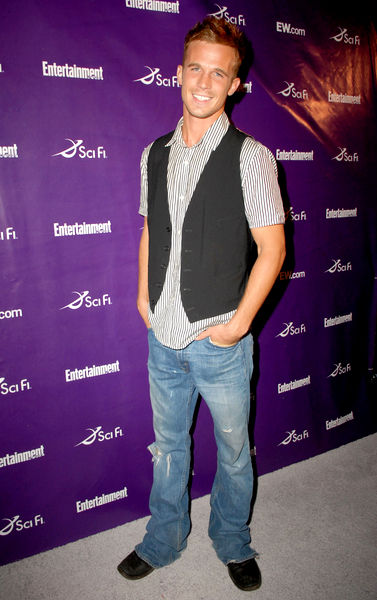 cam gigandet on the red carpet