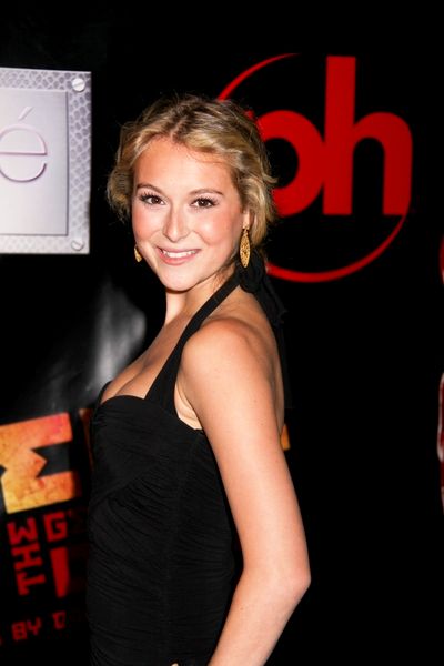 Alexa Vega<br>