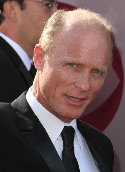 Ed Harris<br>57th Annual Primetime Emmy Awards - Arrivals