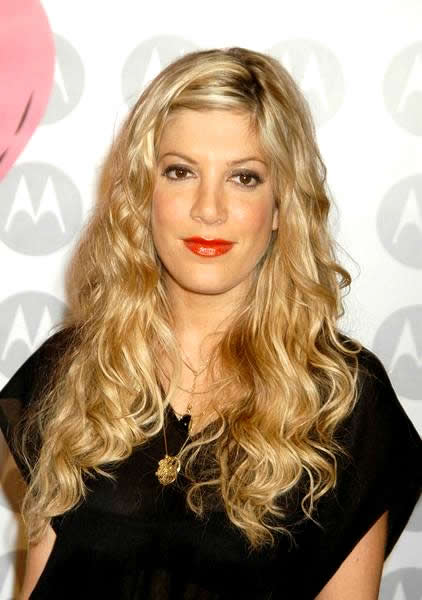 Tori Spelling Wedding Photos. Tori Spelling Is in Talks to