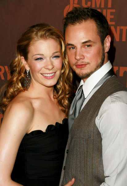 LeAnn Rimes, Dean Sheremet<br>CMT Giants Honoring Reba McEntire - Arrivals