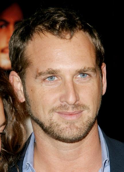 Josh Lucas<br>Babel Los Angeles Premiere - Red Carpet