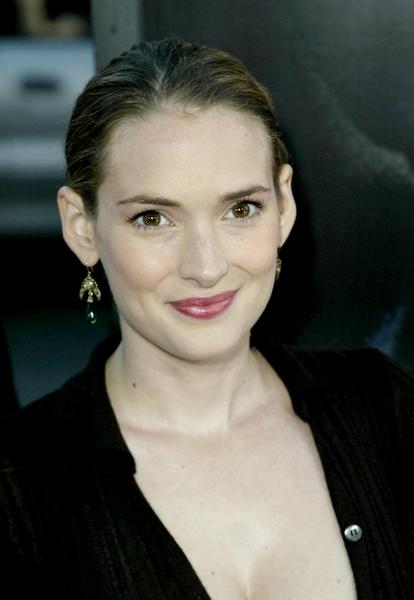 hollywood actress caught stealing winona ryder caught shoplifting again hollywood actress caught stealing winona ryder caught shoplifting again