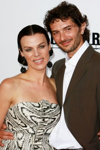 debi mazar young. Debi Mazar, Gabriele Corcos in