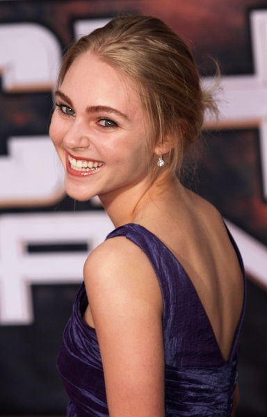 AnnaSophia Robb in "Race to Witch Mountain" Los Angeles Premiere - Arrivals