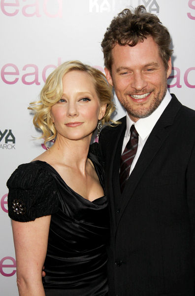 Anne Heche, James Tupper<br>