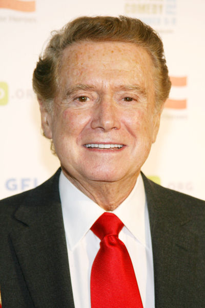 Regis Philbin<br>2nd Annual Stand Up For Heroes: A Benefit for the Bob Woodruff Foundation - Arrivals