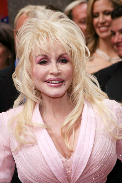 Dolly Parton<br>63rd Annual Tony Awards - Arrivals