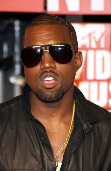 Kanye West<br>2009 MTV Video Music Awards - Arrivals