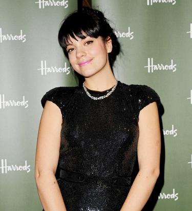 Lily Allen<br>Harrods Winter Sale Opening - December 28, 2007