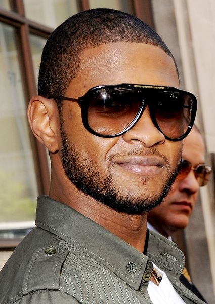 Usher<br>Usher Departing the Jo Whiley Show at BBC Radio 1 in London on May 8, 2008