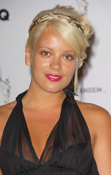 British Singer Lily Allen's Nip Slip Moment