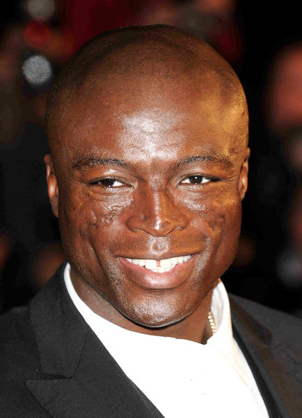 Seal<br>NRJ Music Awards 2009 - Arrivals